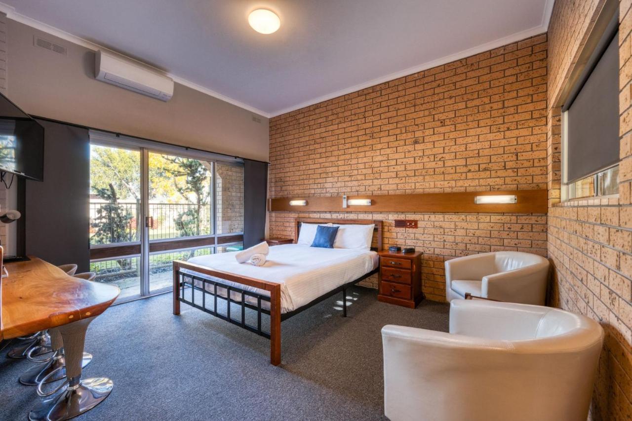 Colac Mid City Motor Inn Εξωτερικό φωτογραφία