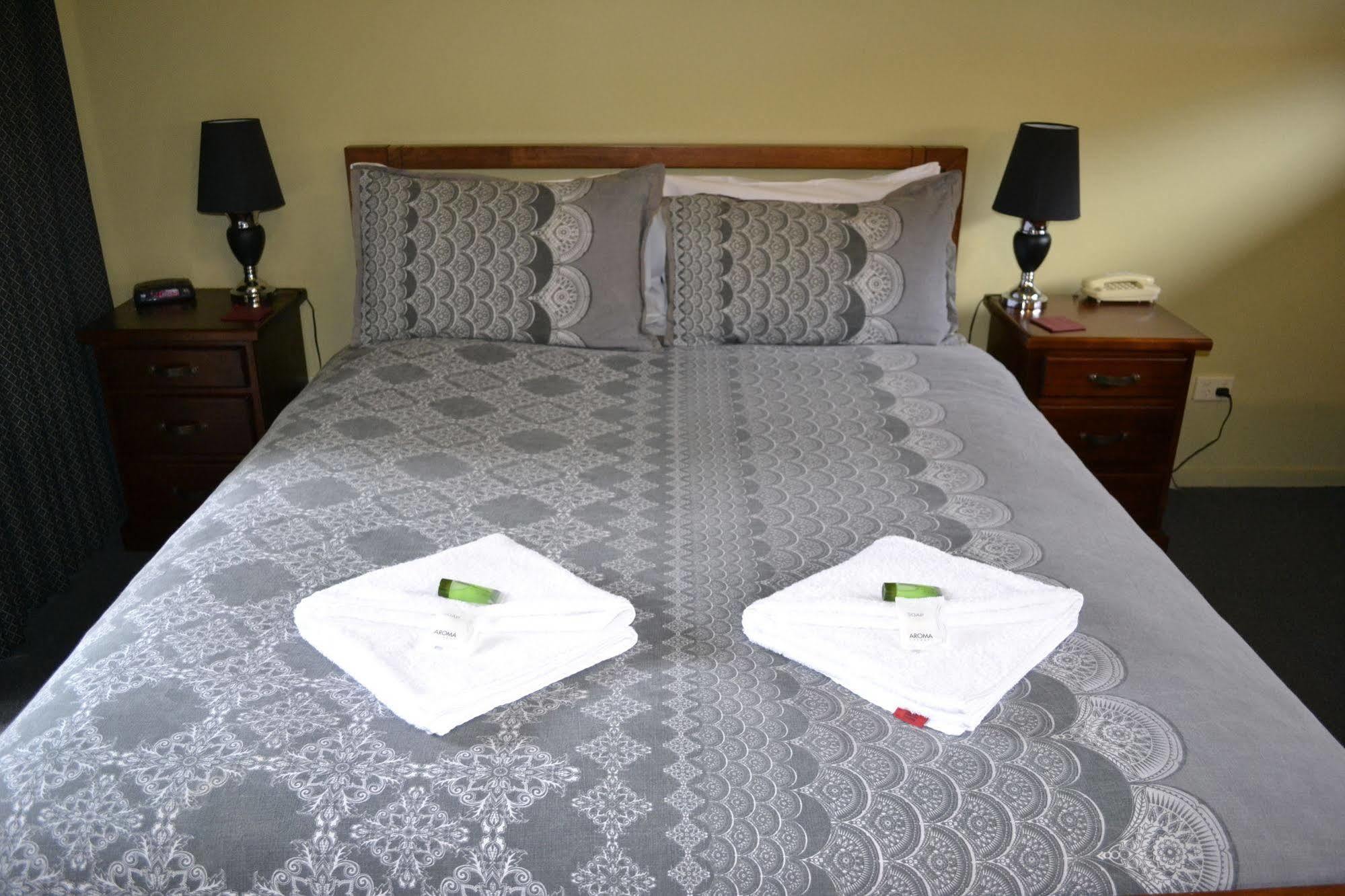 Colac Mid City Motor Inn Εξωτερικό φωτογραφία