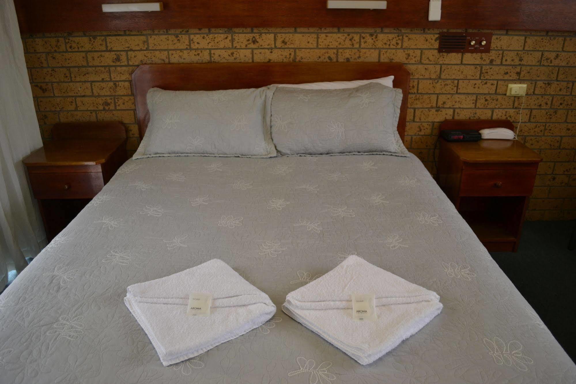 Colac Mid City Motor Inn Εξωτερικό φωτογραφία